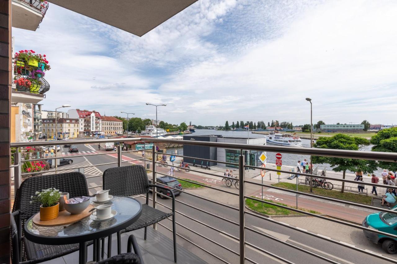 Przestronny Apartament Z Balkonem - Przy Porcie - Swinoujscie By Noclegi Renters מראה חיצוני תמונה