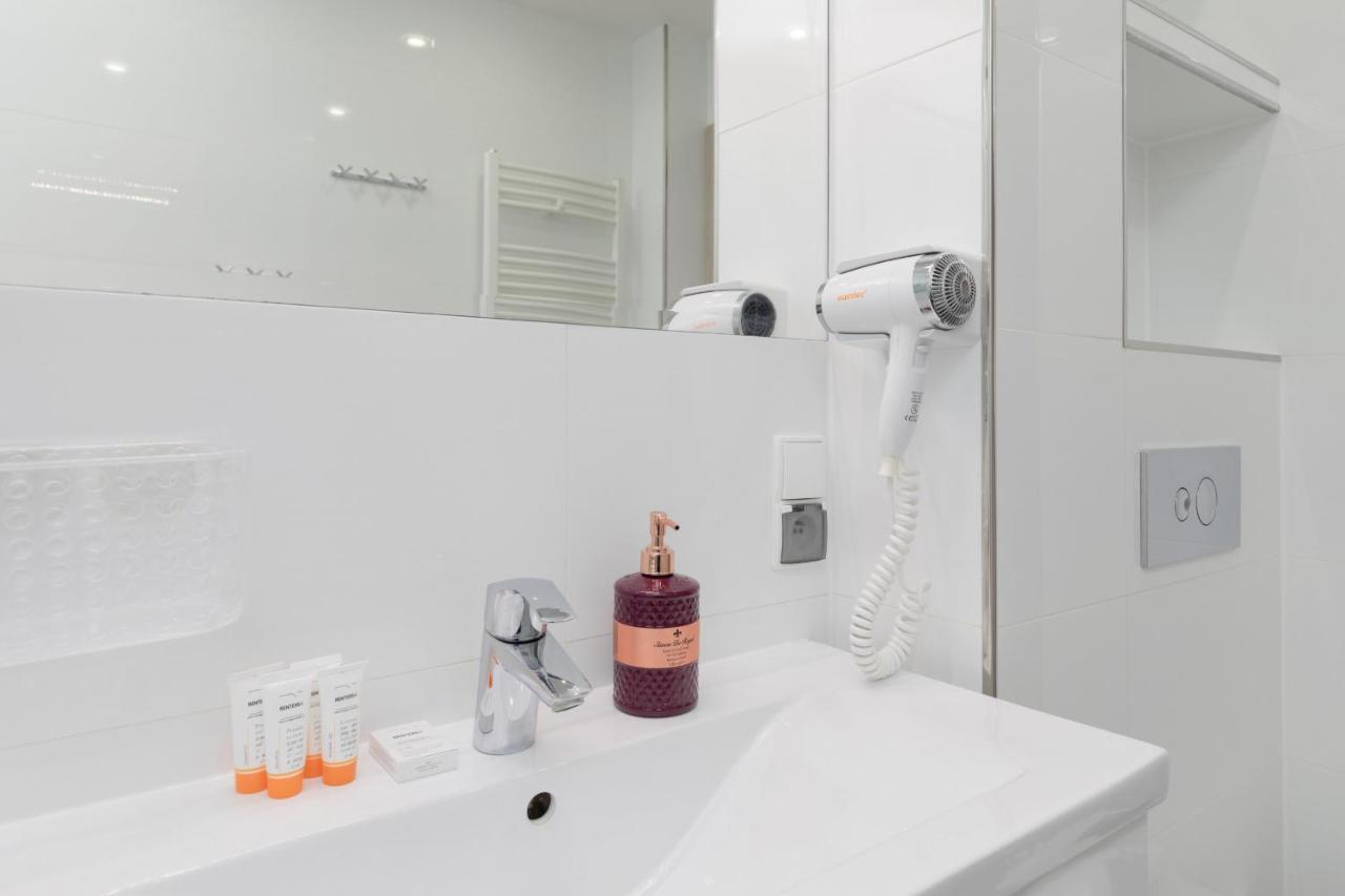 Przestronny Apartament Z Balkonem - Przy Porcie - Swinoujscie By Noclegi Renters מראה חיצוני תמונה